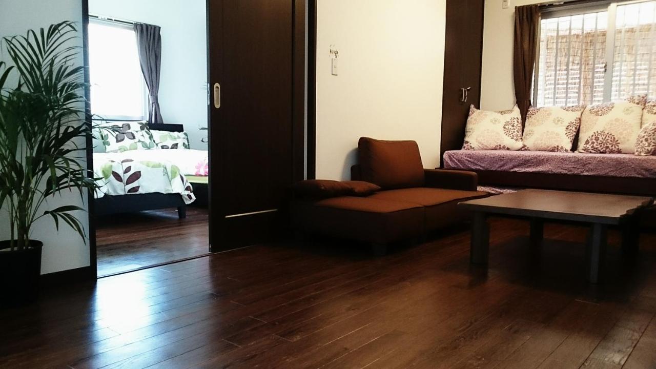 Ashipi Ginoza Villa Exteriör bild